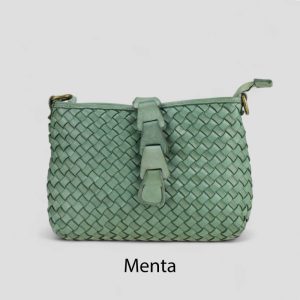 אקווילה תיק עור משובץ רצועת כתף מנטה מיוצר באיטליה מעור וורה פלא  Menta