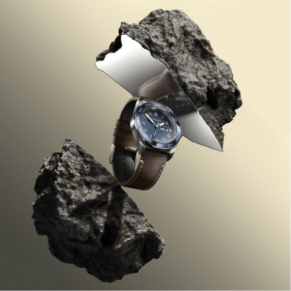 ⁦ויקטורינוקס שעון סוויס ארמי קוורץ victorinox blue watch quartz Swiss Army רצועת עור חומה לוח כחול 42 מ”מ⁩ – תמונה ⁦2⁩