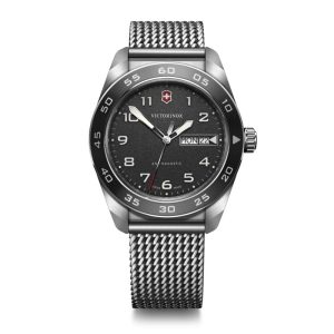 ויקטורינוקס שעון סוויס ארמי קוורץ victorinox black watch quartz Swiss Army רצועת מתכת לוח שחור 42 מ”מ