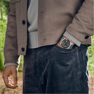 ויקטורינוקס שוויץ Victorinox שעון Chrono רצועת מתכת לוח שחור 42 מ מ | מקט: 242048